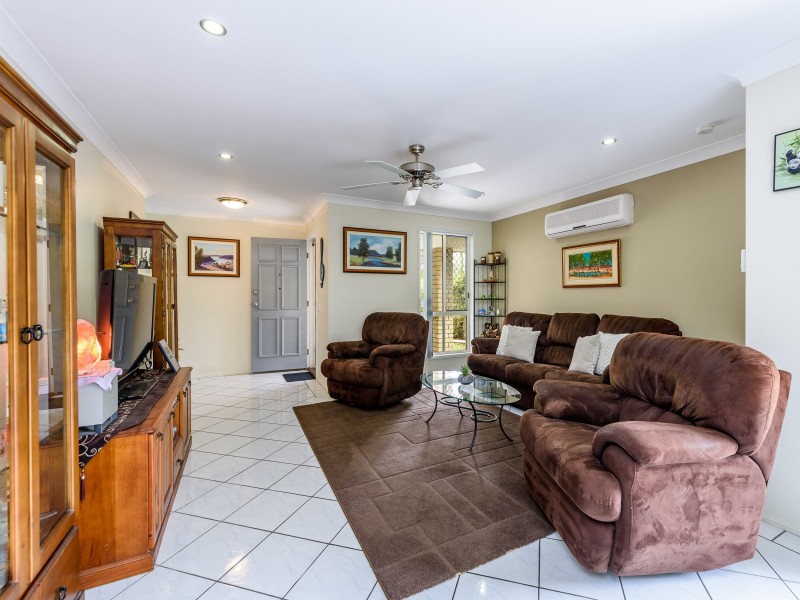 15 Pinebark Avenue, Oxenford QLD 4210