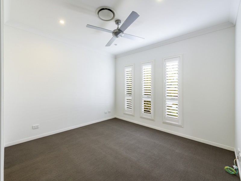 1/6 Compass Drive, Biggera Waters QLD 4216