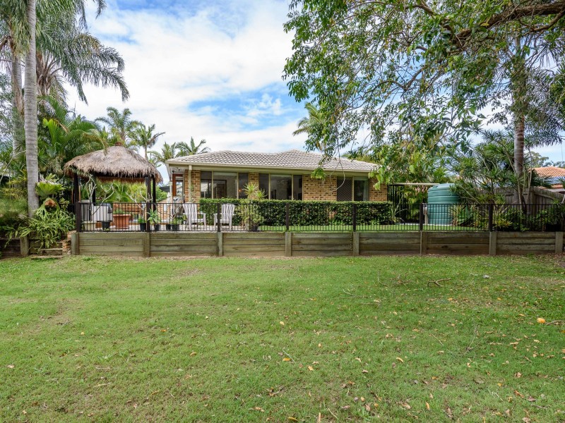 34 Sundown Drive, Paradise Point QLD 4216