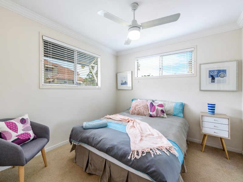 29/82 Limetree Parade, Runaway Bay QLD 4216