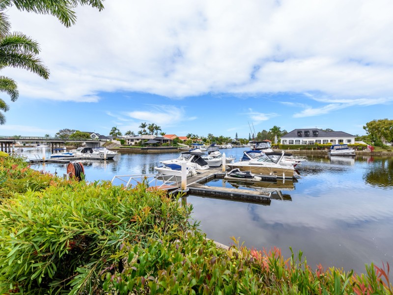 29/82 Limetree Parade, Runaway Bay QLD 4216