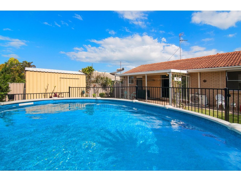 13 Swallow Avenue, Paradise Point QLD 4216