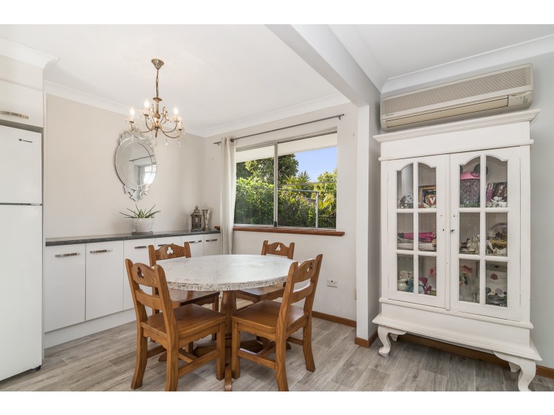 13 Swallow Avenue, Paradise Point QLD 4216