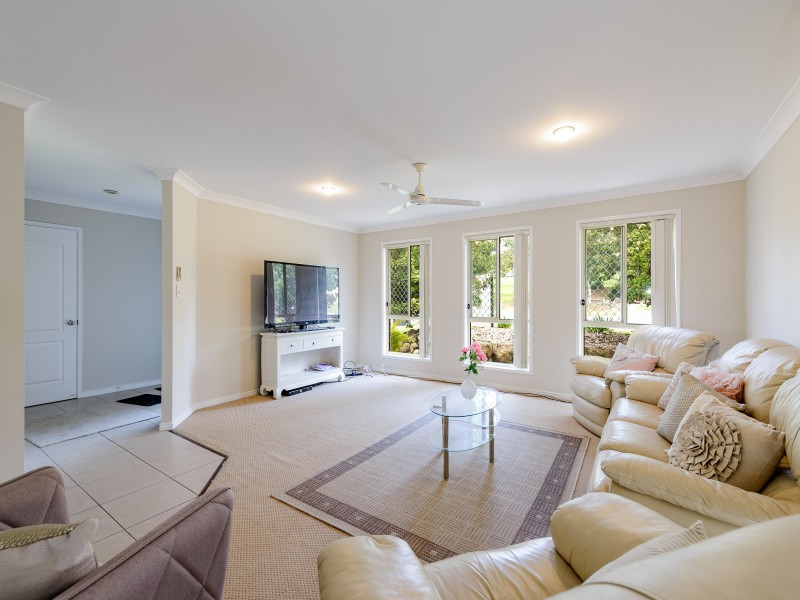 10 Bedivere Drive, Ormeau QLD 4208