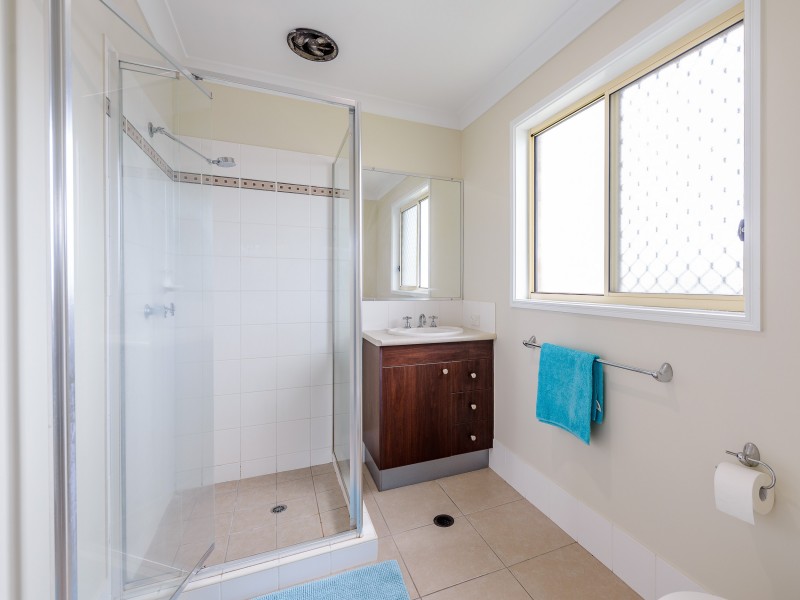 10 Bedivere Drive, Ormeau QLD 4208