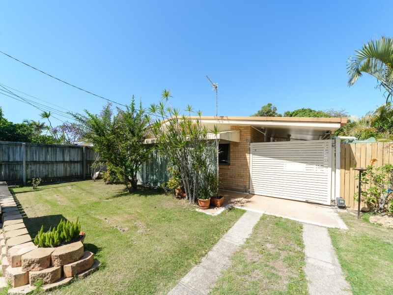 33 Mungera Street, Runaway Bay QLD 4216