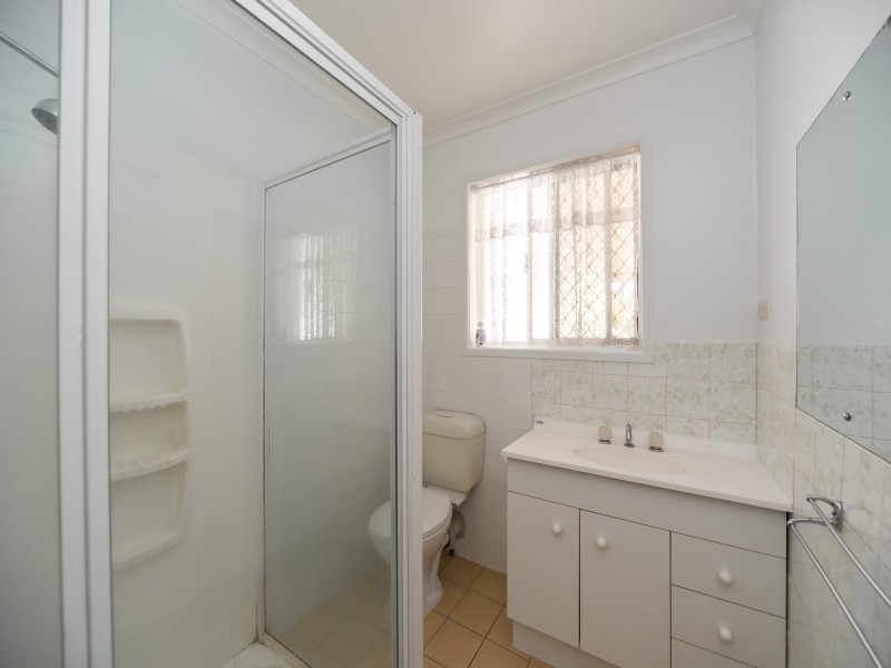 33 Mungera Street, Runaway Bay QLD 4216