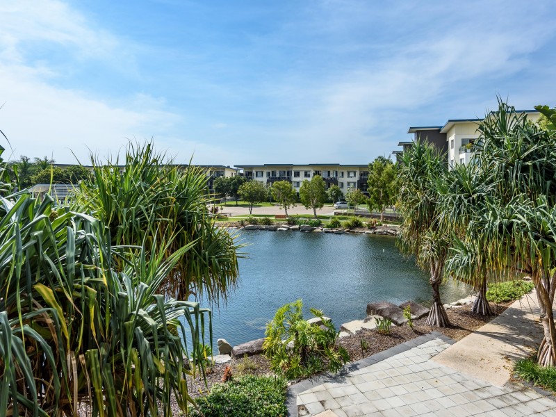 228/3 Pendraat Parade, Hope Island QLD 4212