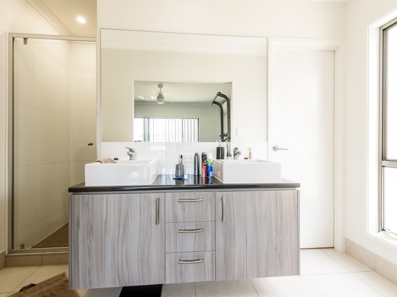 1 Adelaide Crescent, Ormeau Hills QLD 4208