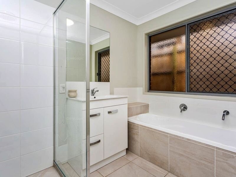 5 Gossan Circuit, Yarrabilba QLD 4207