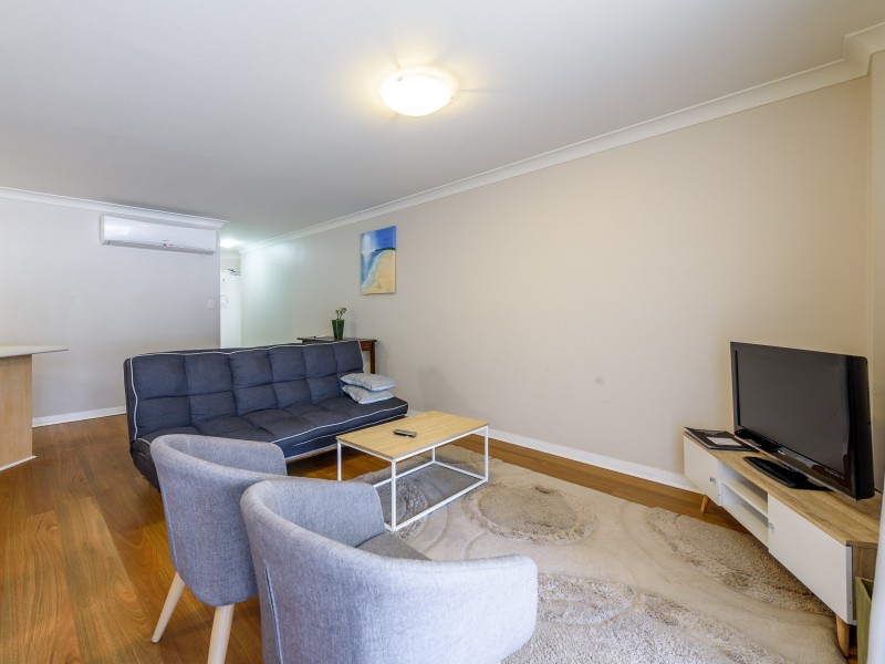 118/392 Marine Parade, Labrador QLD 4215