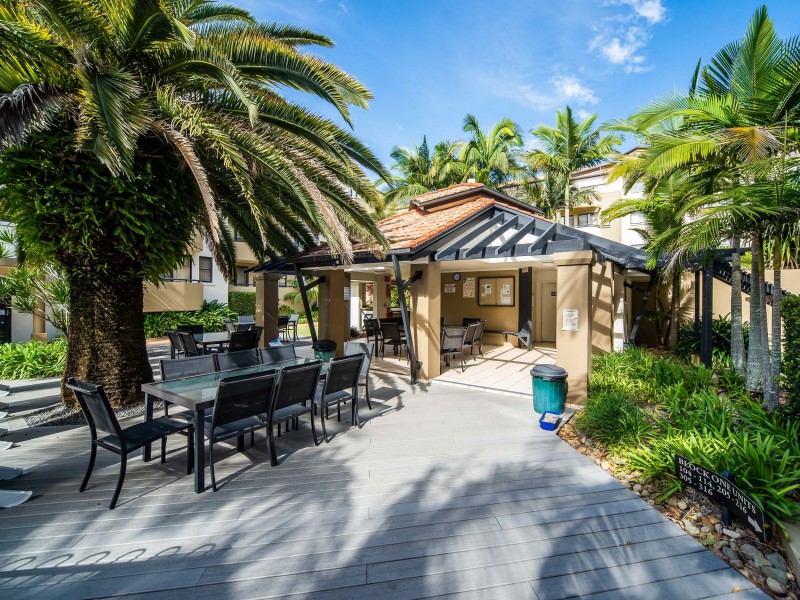 118/392 Marine Parade, Labrador QLD 4215