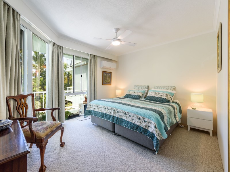 18/75-77 Morala Avenue, Runaway Bay QLD 4216