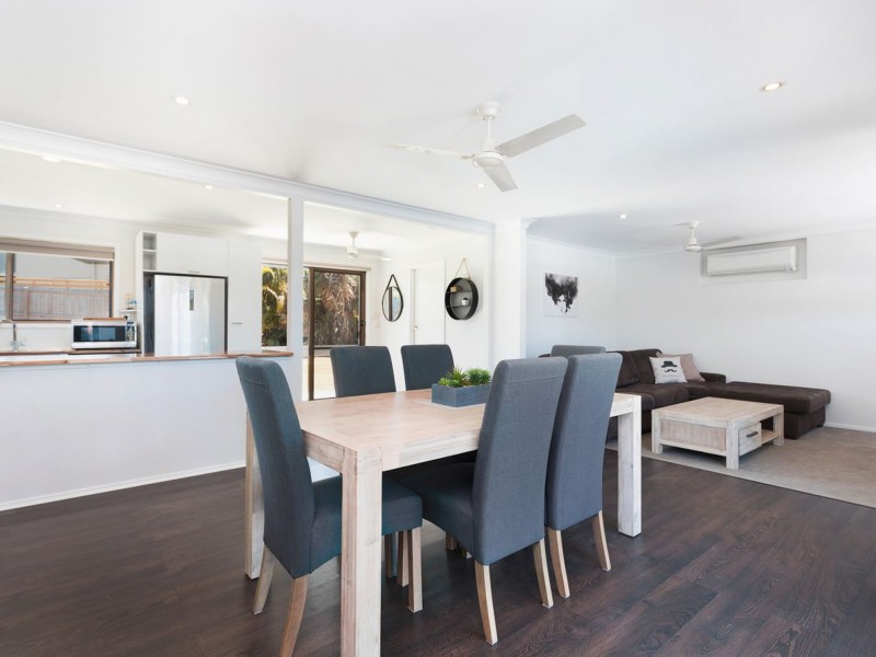 38 Babirra Street, Hope Island QLD 4212