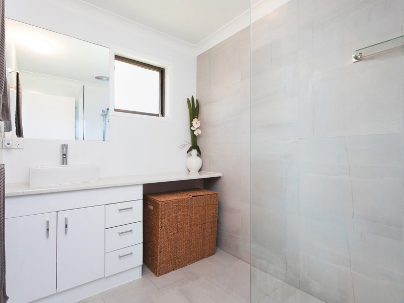 38 Babirra Street, Hope Island QLD 4212