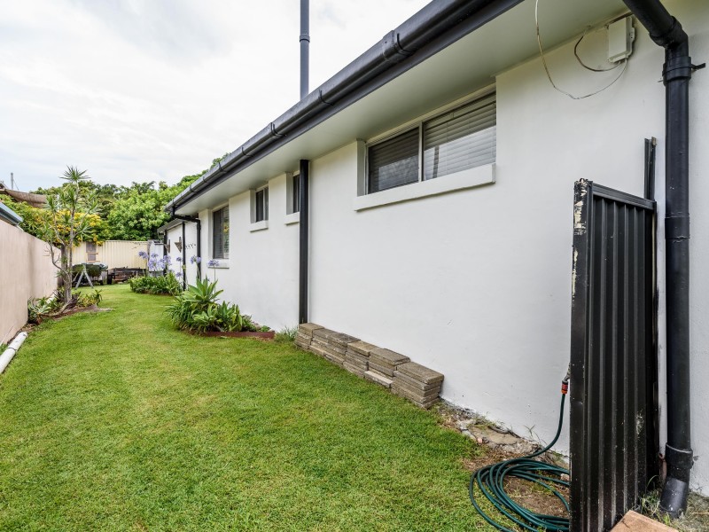 10 Willow Street, Biggera Waters QLD 4216