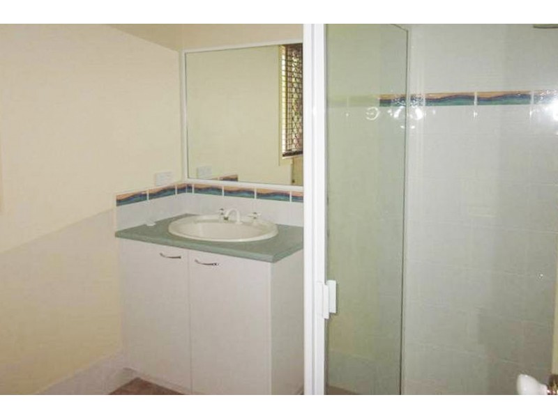 8 Tandanus Court, Oxenford QLD 4210