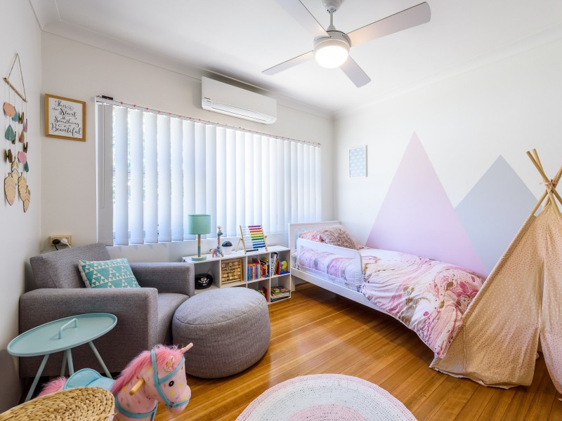 45 Central Street, Labrador QLD 4215