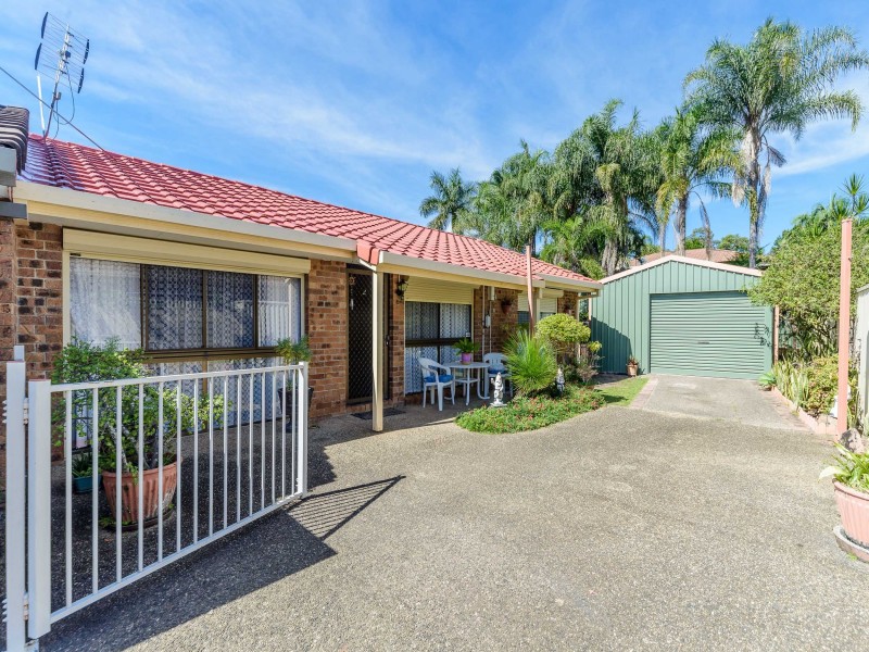 2/8 Jessica Court, Arundel QLD 4214