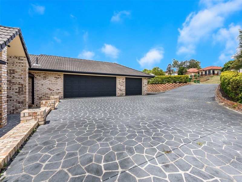 5 Maui Crescent, Oxenford QLD 4210