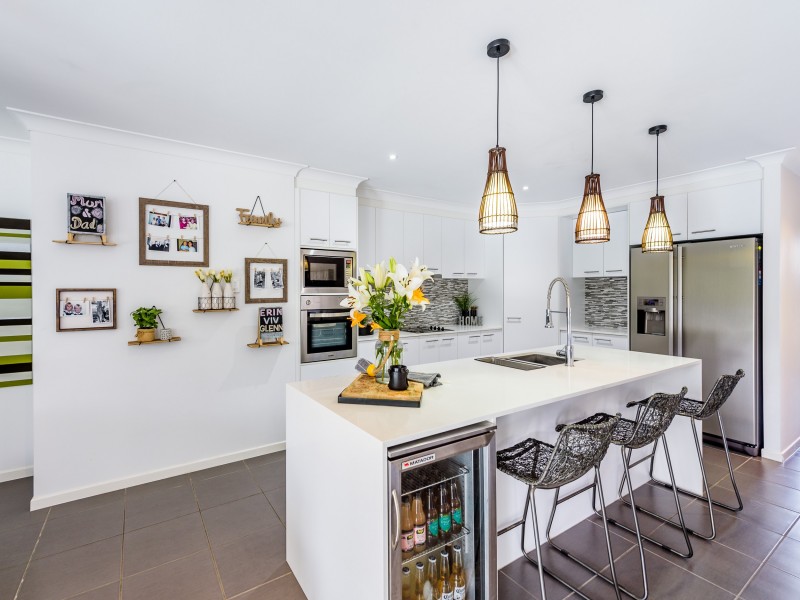 14 Lillypilly Court, Helensvale QLD 4212