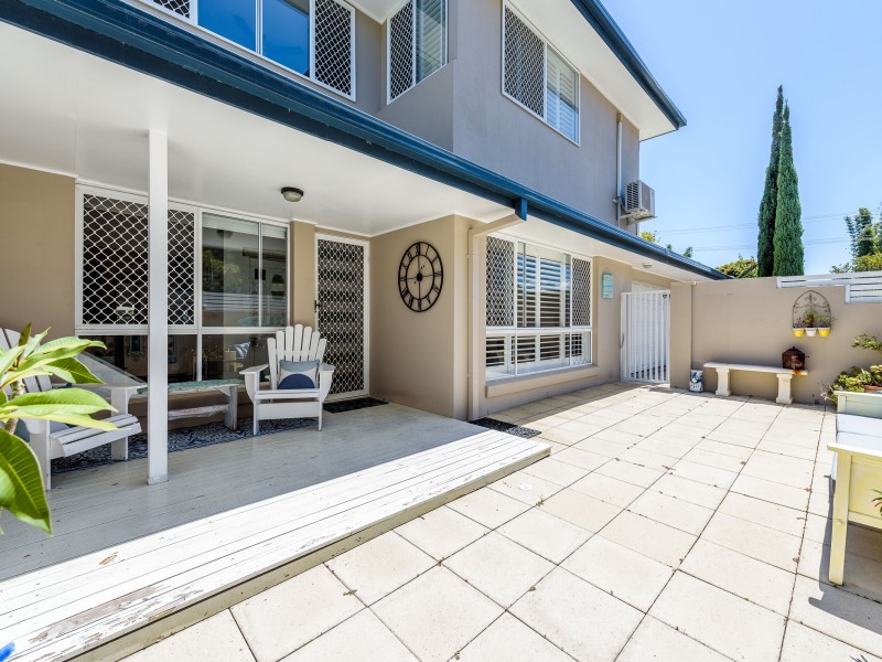 1/18 Holly Avenue, Hollywell QLD 4216