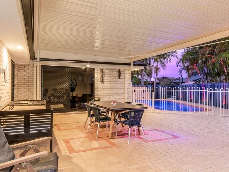 19 Taroona Circuit, Oxenford QLD 4210