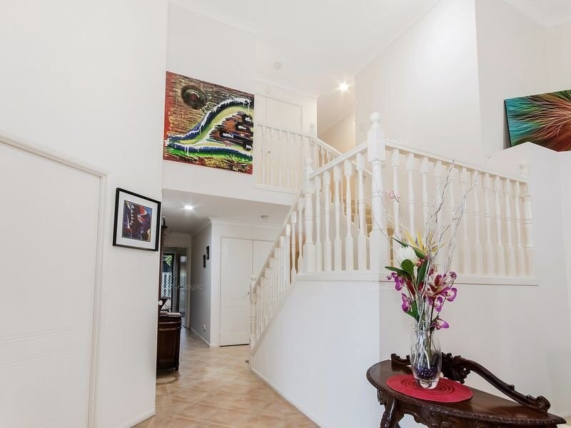 19 Taroona Circuit, Oxenford QLD 4210