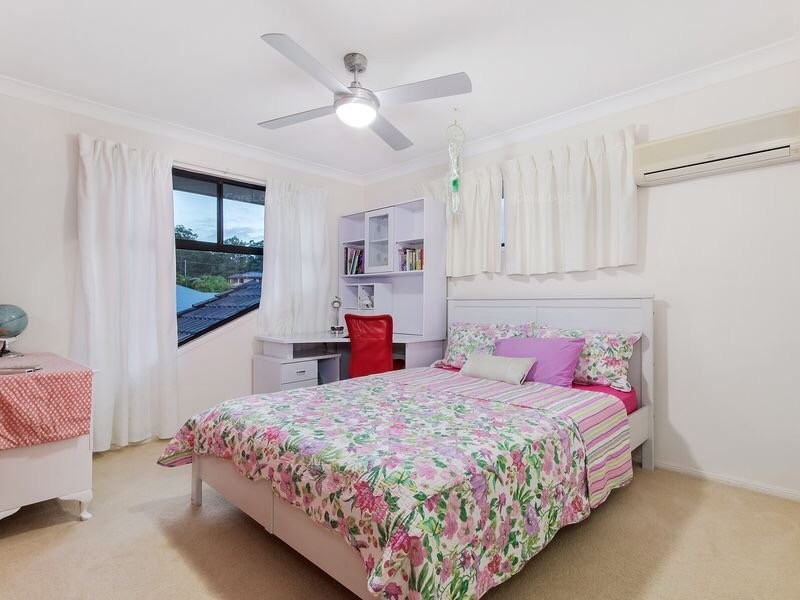 19 Taroona Circuit, Oxenford QLD 4210