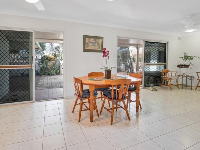 15 Abalone Avenue, Paradise Point QLD 4216