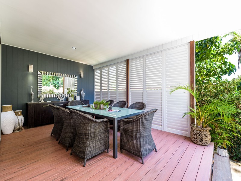 2/24 Drake Avenue, Paradise Point QLD 4216