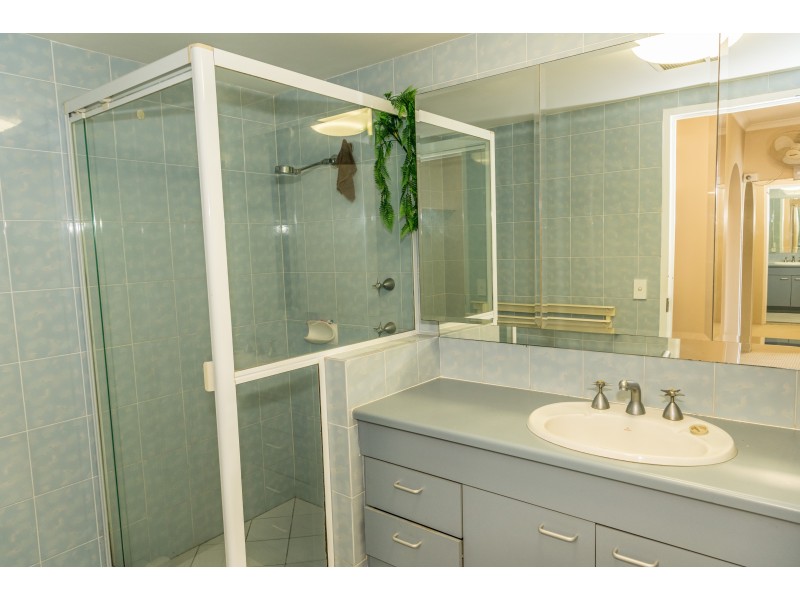 10/75 Morala Avenue, Runaway Bay QLD 4216