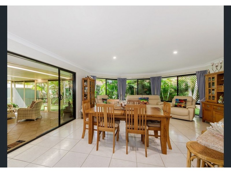 36 Brittany Drive, Oxenford QLD 4210