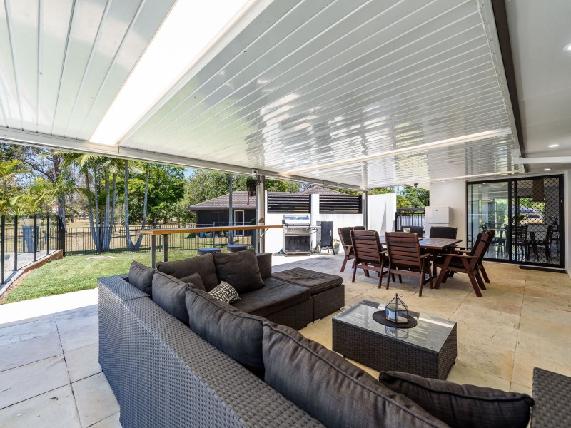 6 Lachlan Court, Helensvale QLD 4212