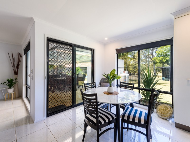 6 Lachlan Court, Helensvale QLD 4212