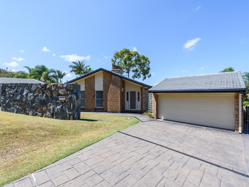 9 Wittenoom Court, Helensvale QLD 4212
