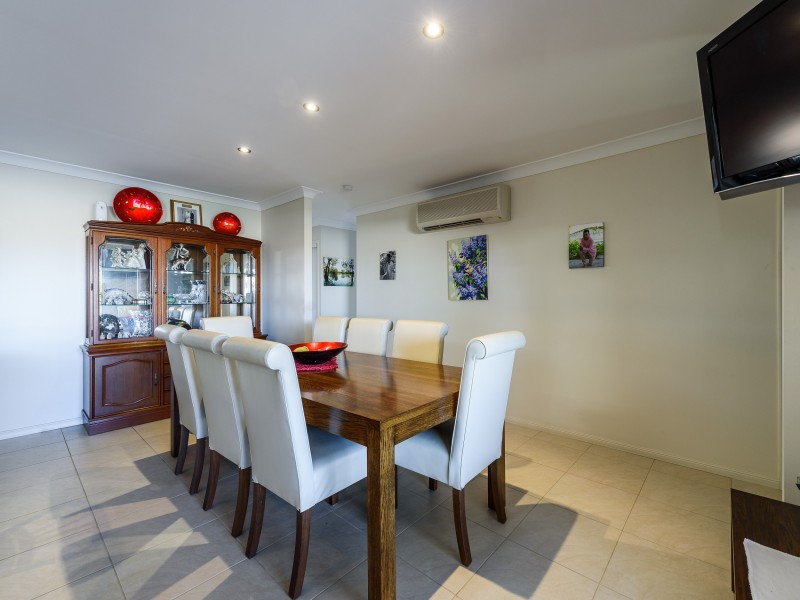 9 Wittenoom Court, Helensvale QLD 4212
