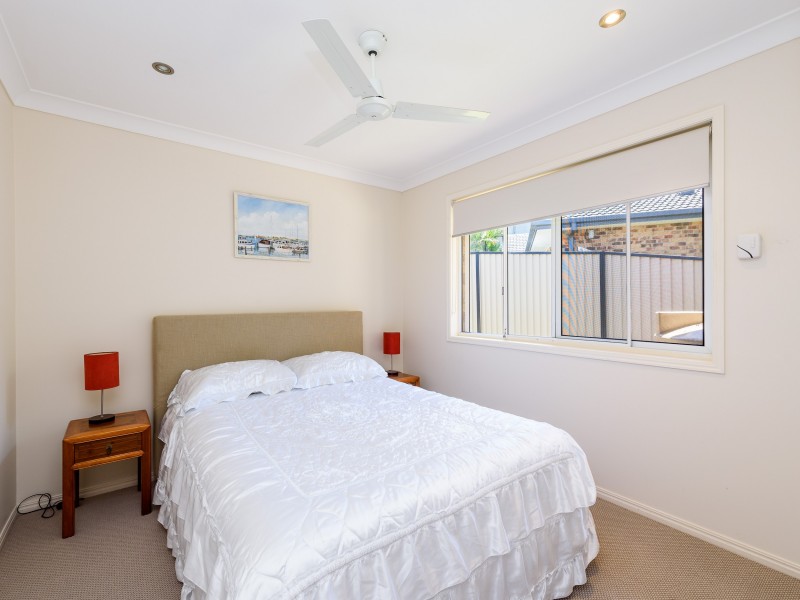 9 Wittenoom Court, Helensvale QLD 4212