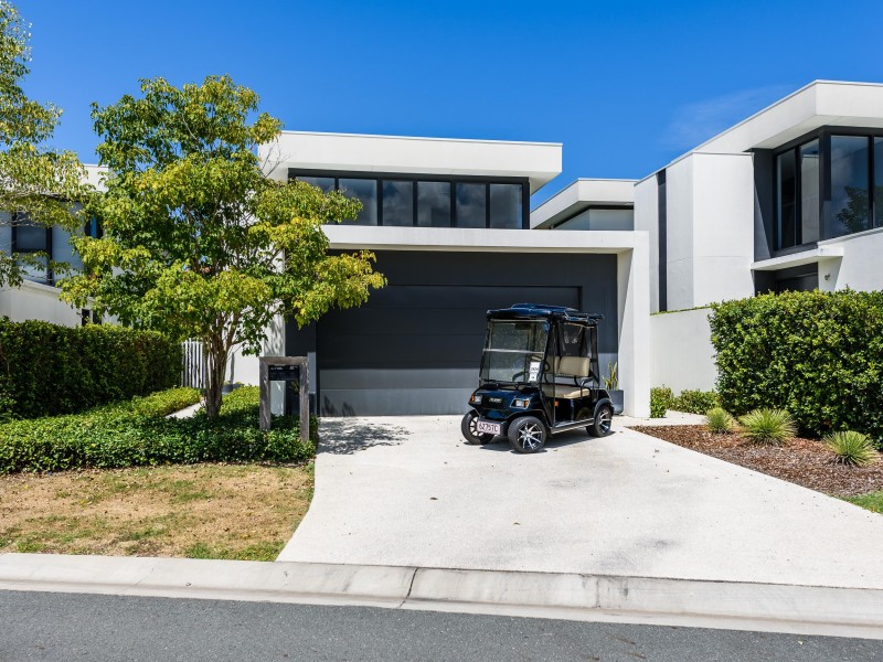 2669 The Address, Hope Island QLD 4212