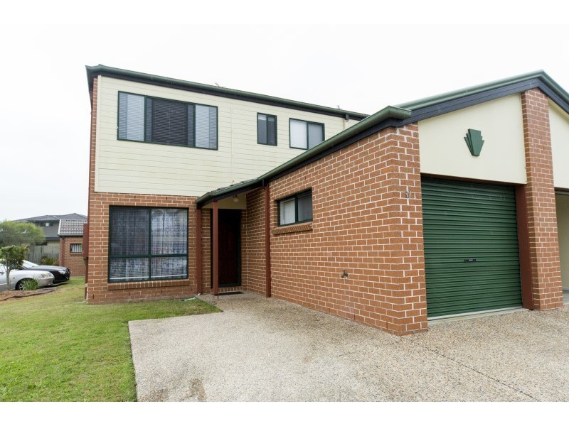 31/1 Koala Town Road, Upper Coomera QLD 4209