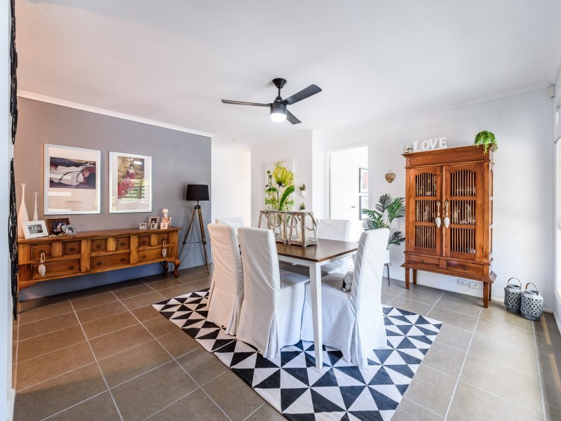 1/5 Theatre Street, Oxenford QLD 4210