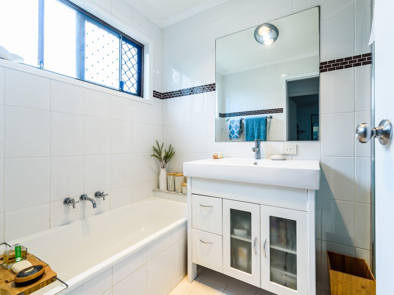 1/5 Theatre Street, Oxenford QLD 4210