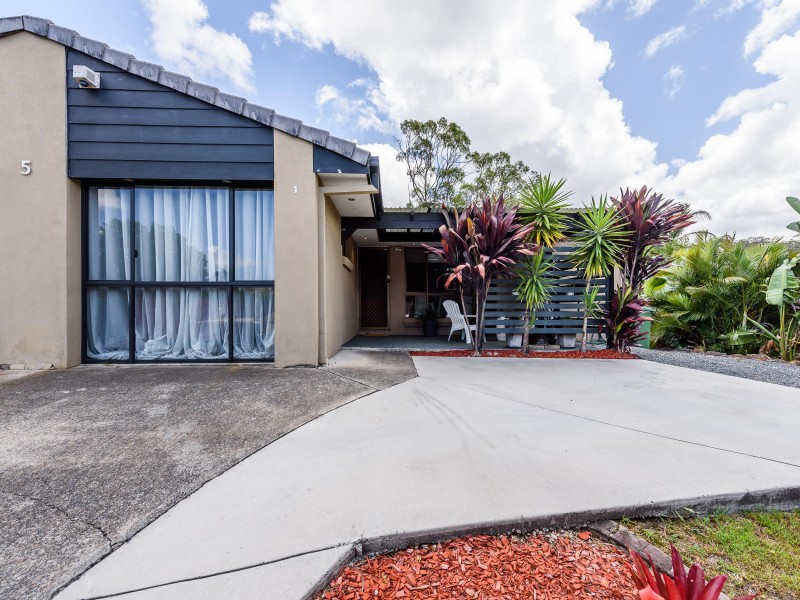 1/5 Theatre Street, Oxenford QLD 4210