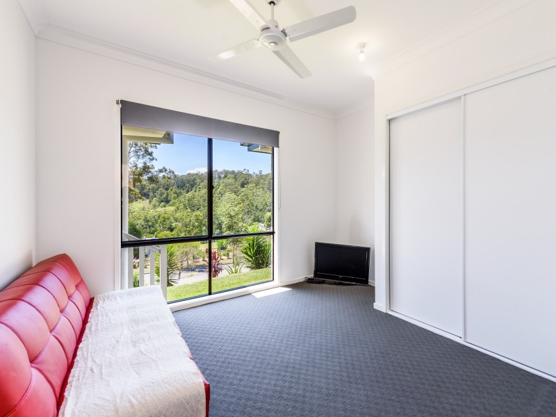 15 Woodland Avenue, Mount Nathan QLD 4211