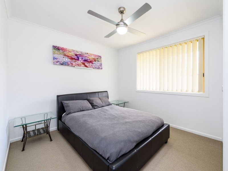 42 Studio Drive, Oxenford QLD 4210