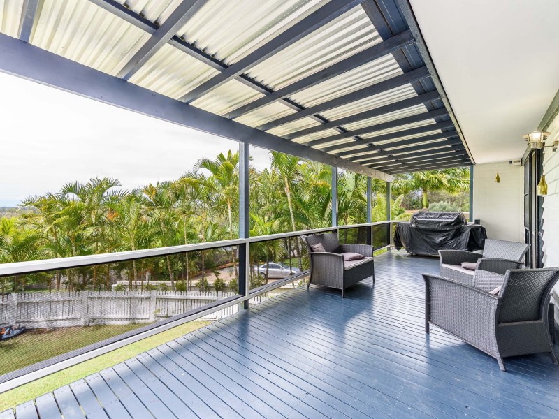 15 Surrey Court, Helensvale QLD 4212