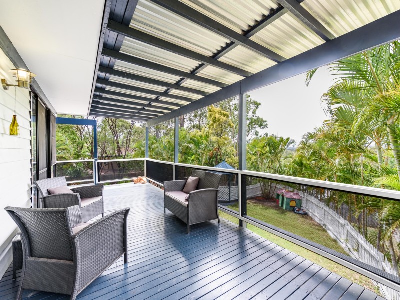 15 Surrey Court, Helensvale QLD 4212