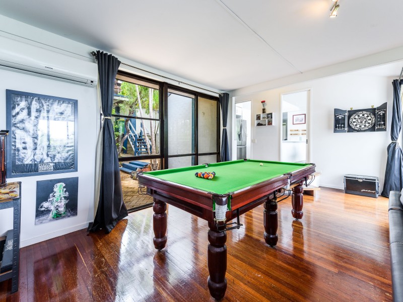 15 Surrey Court, Helensvale QLD 4212