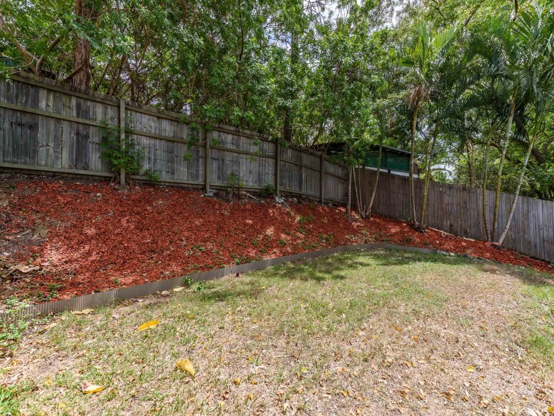 15 Surrey Court, Helensvale QLD 4212