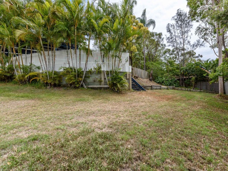 15 Surrey Court, Helensvale QLD 4212